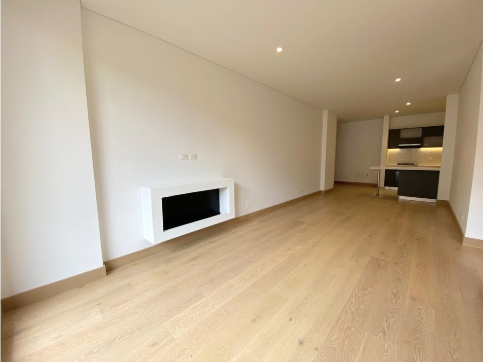 VENTA APARTAMENTO CHICO RESERVADO — foto 2