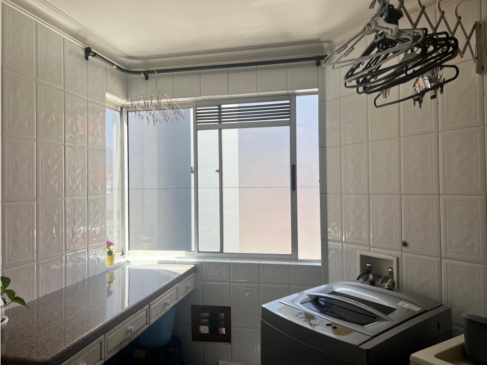 Apartamento en Venta, cerca al 2do parque de Laureles, Medellín — foto 4