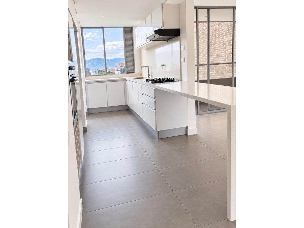 Excelente apartamento en venta, Loma de Los Benedictinos - Envigado — foto 3