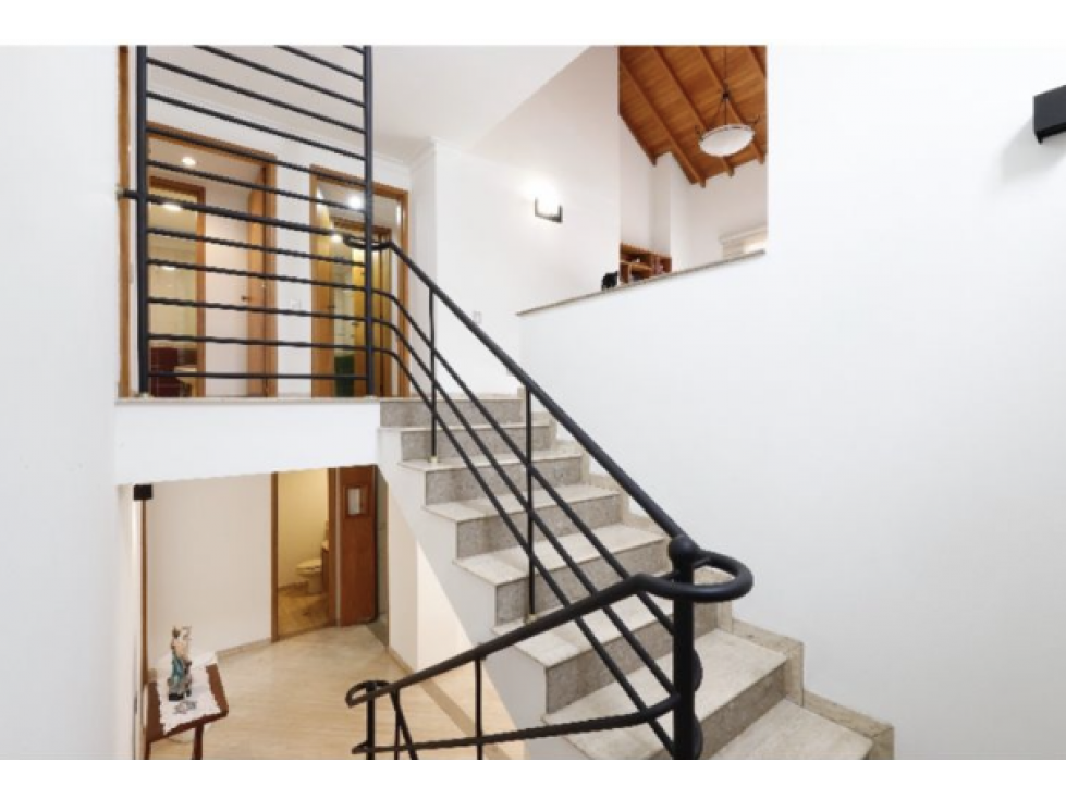 Casa en venta sector Las Palmas cerca a San Carbón, Poblado-Medellín — foto 4