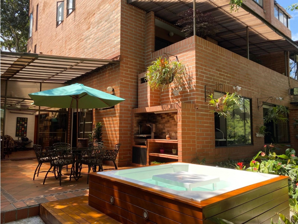 Casa en venta sector San Lucas, Poblado-Medellín