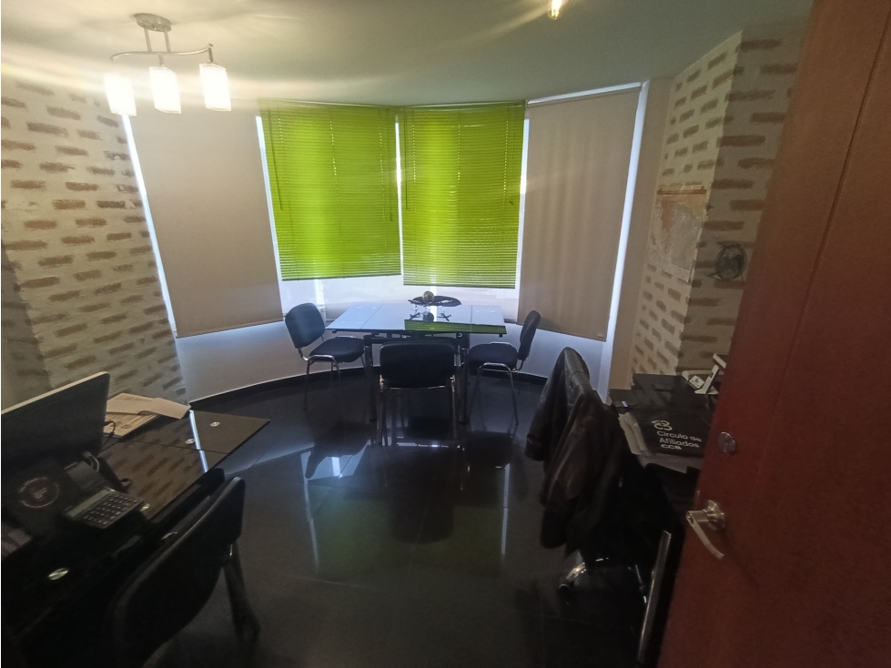 VENTA OFICINA PASADENA/ PUENTE LARGO - BOGOTA