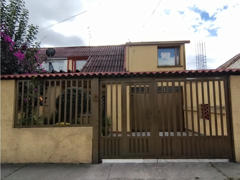 Casa en Venta en Villa Luz, Bogotá — foto 2