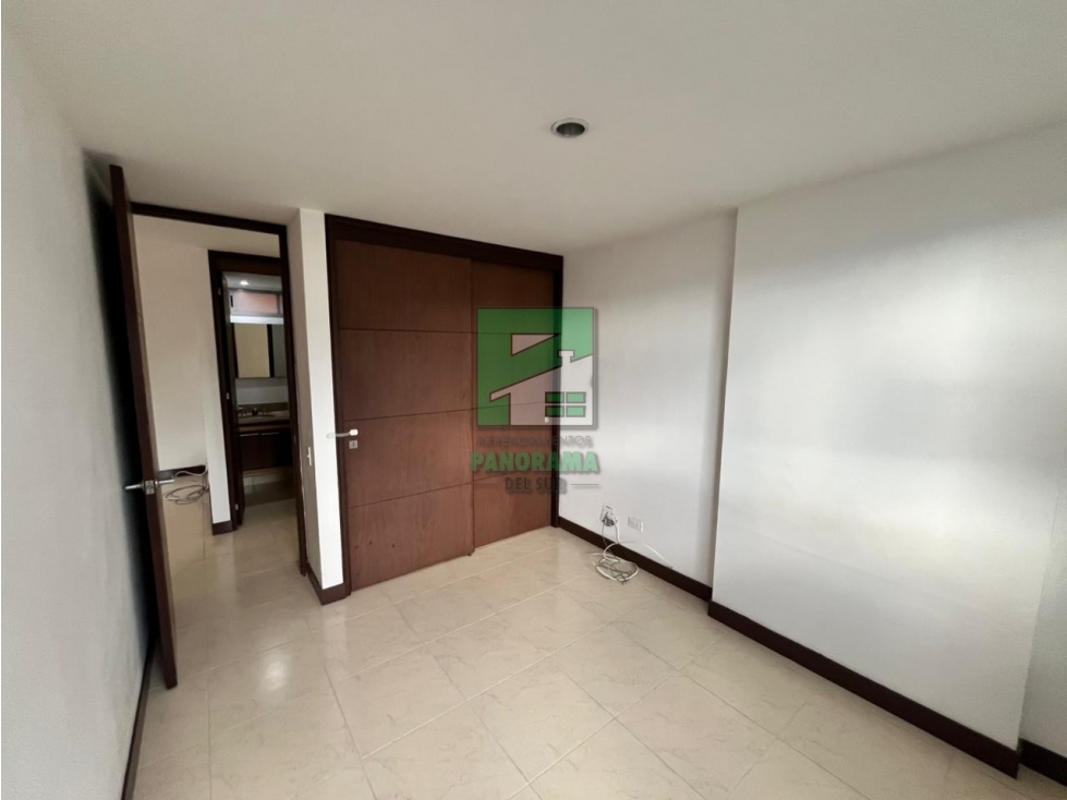 APARTAMENTO EN ARRIENDO LOMA DE LAS BRUJAS ENVIGADO — foto 5