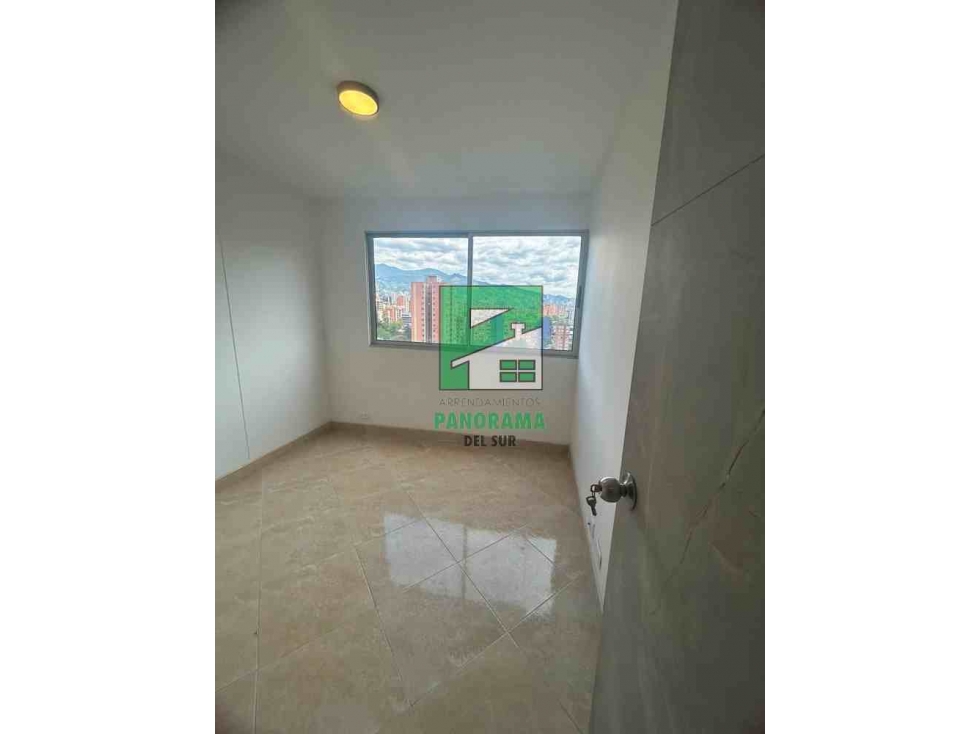 APARTAMENTO EN ARRIENDO LAS VEGAS EL POBLADO — foto 6