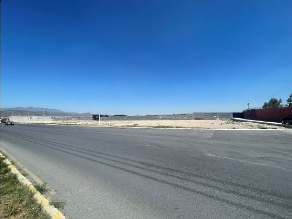 VENTA DE LOTE DE TERRENO COMERCIAL AL SUR, SALTILLO, COAHUILA — foto 3