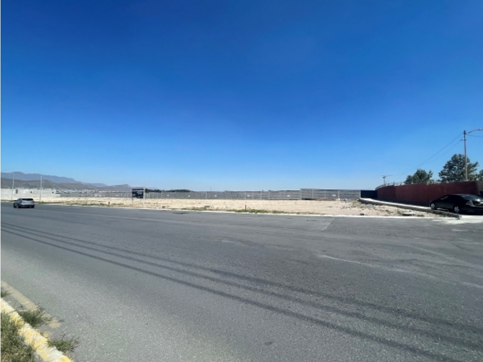 VENTA DE LOTE DE TERRENO COMERCIAL AL SUR, SALTILLO, COAHUILA — foto 6