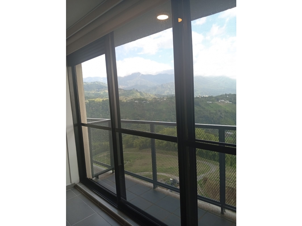 SE VENDE APARTAMENTO EN ZONATA — foto 2
