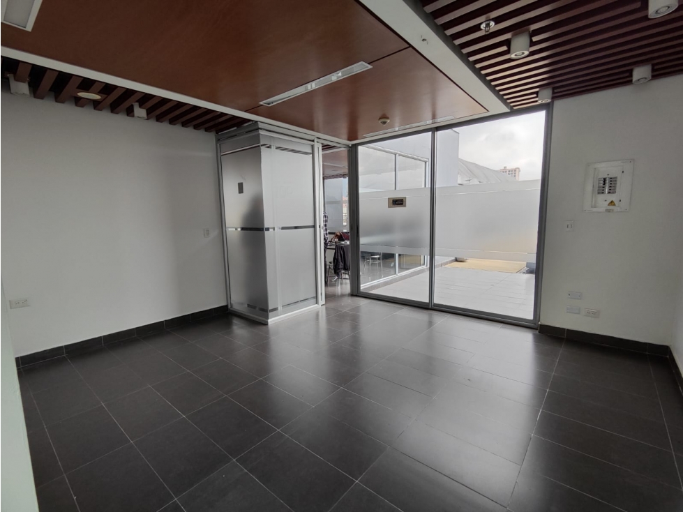 SE ARRIENDA CONSULTORIO DE 45M2 EN EL COUNTRY MEDICAL CENTER, BOGOTÁ — foto 3