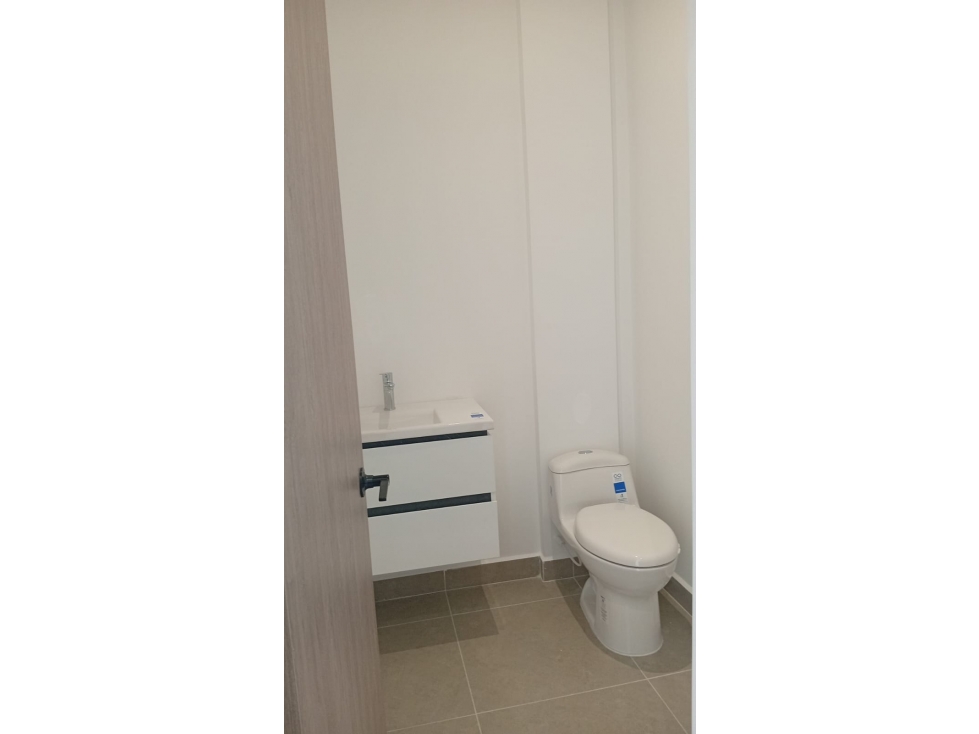 SE ARRIENDA CONSULTORIO EN ZONATA CENTRO MEDICO ARMENIA — foto 5