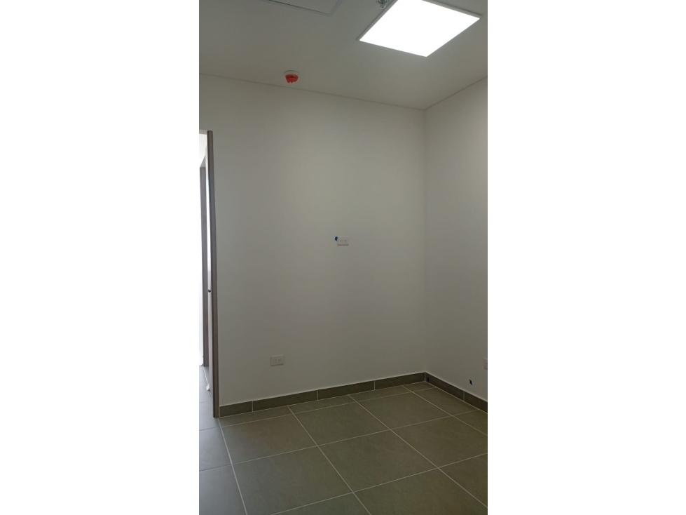 SE ARRIENDA CONSULTORIO EN ZONATA CENTRO MEDICO — foto 6