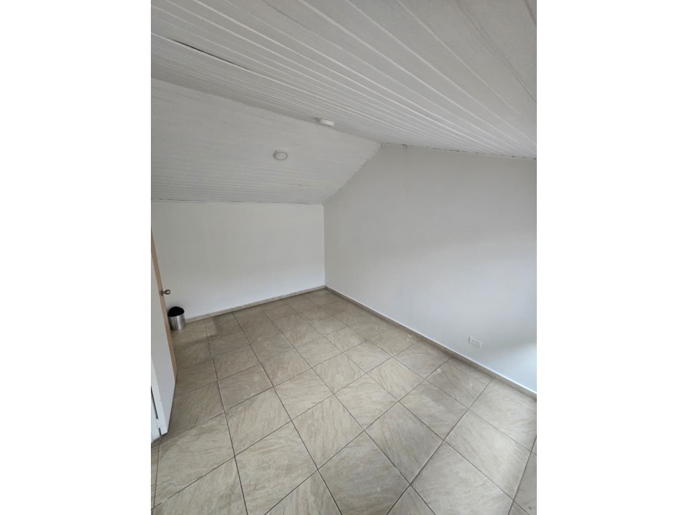 Casa Uso Empresarial — foto 5