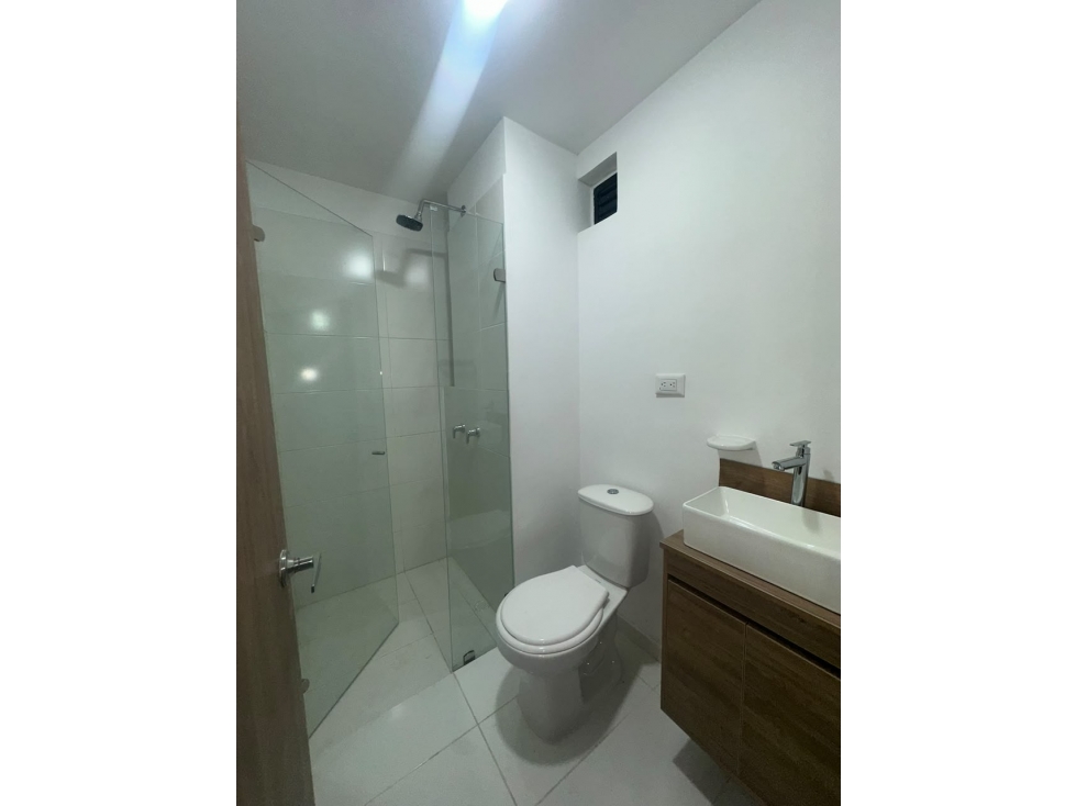 SE ARRIENDA APARTAMENTO EN EL NORTE DE CALI — foto 3