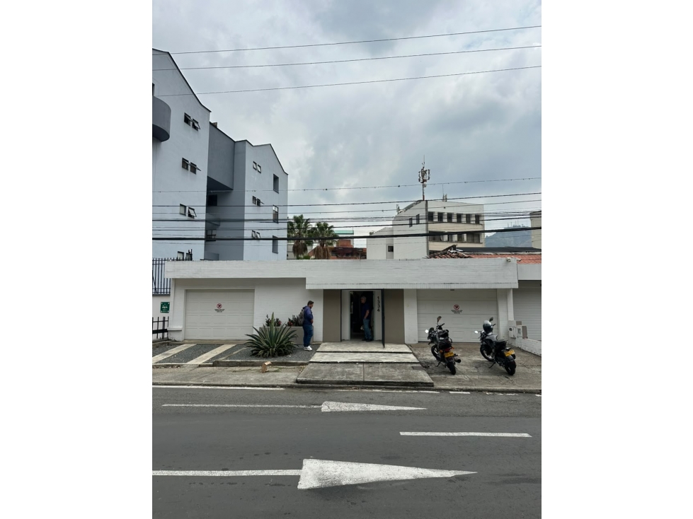 SE ALQUILA CASA AL OESTE DE LA CIUDAD DE CALI