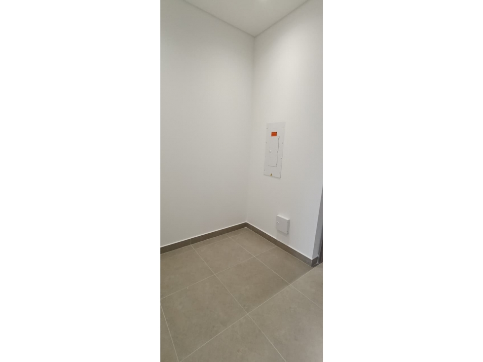 CONSULTORIO 813 EN VENTA CENTRO MÉDICO ZONATA ARMENIA — foto 3