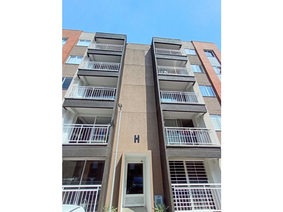 SE ALQUILA APARTAMENTO AL SUR CONJUNTO POMELOS - CALI - 4