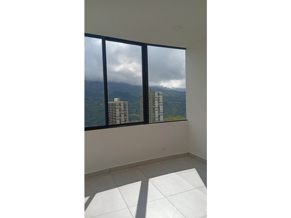 SE ARRIENDA CONSULTORIO 713 EN ZONATA CENTRO MEDICO ARMENIA — foto 3