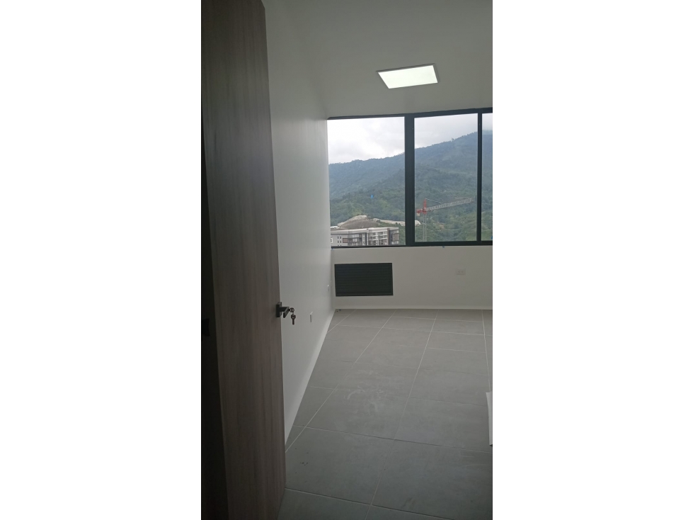 SE ARRIENDA CONSULTORIO EN ZONATA CENTRO MEDICO — foto 4