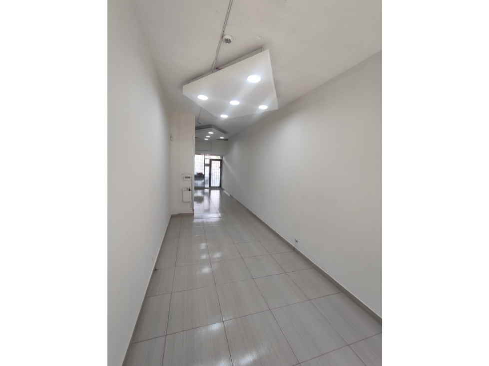 SE VENDE LOCAL COMERCIAL DE 35.17M2 EN EL CC CIUDAD TUNAL- BOGOTA — foto 4