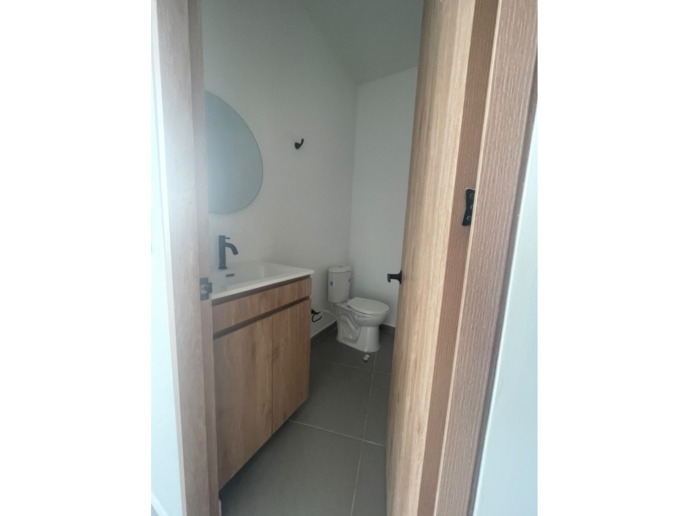 SE VENDE CONSULTORIO EN PISO 7 ZONATA CENTRO MEDICO — foto 3