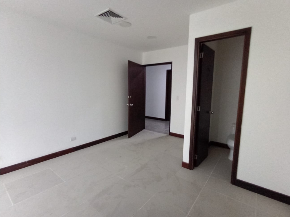 SE ARRIENDA CONSULTORIO EN EL EDIFICIO VIDA (EDIFICIO DE COLORES) CALI — foto 6
