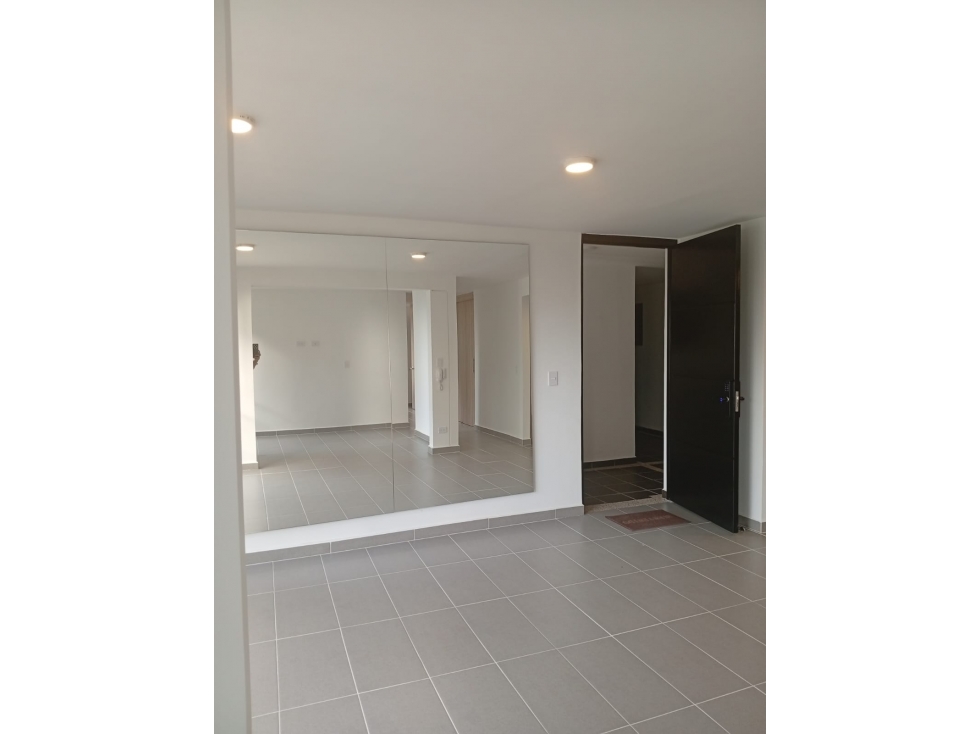SE VENDE APARTAMENTO EN ZONATA