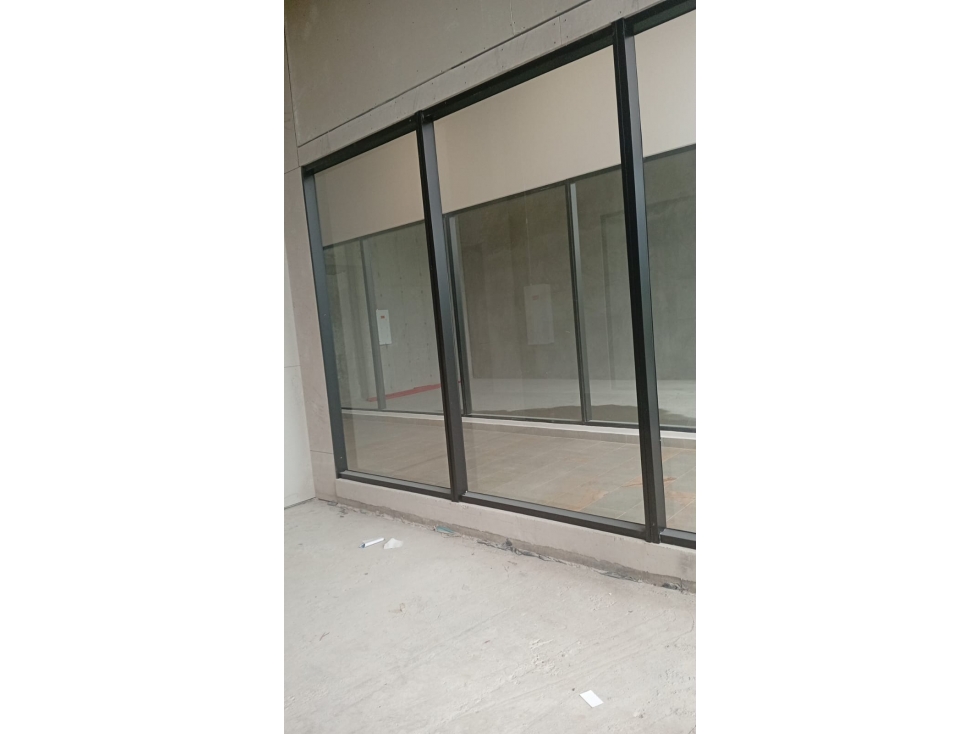 SE ARRIENDA LOCAL 105 EN ZONATA CENTRO MEDICO — foto 4