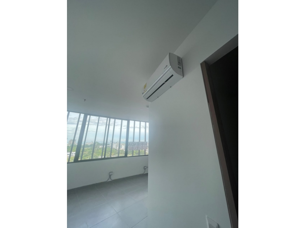 SE VENDE CONSULTORIO EN PISO 7 ZONATA CENTRO MEDICO — foto 4