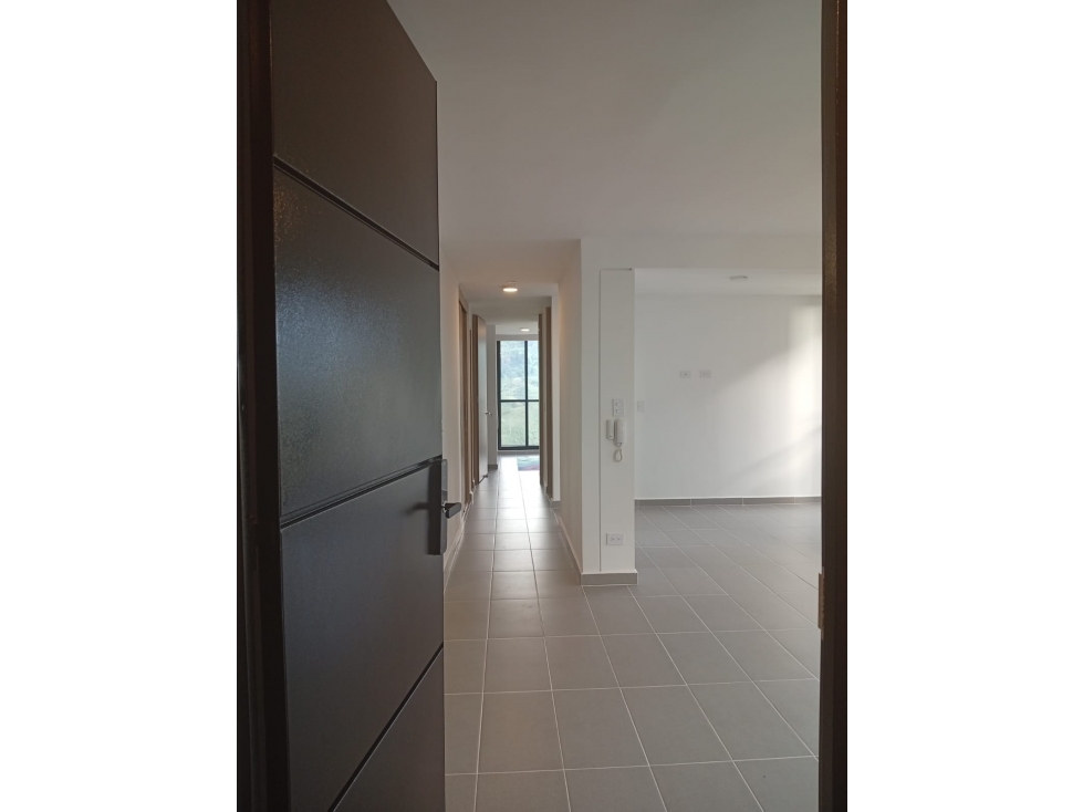 SE VENDE APARTAMENTO EN ZONATA — foto 3