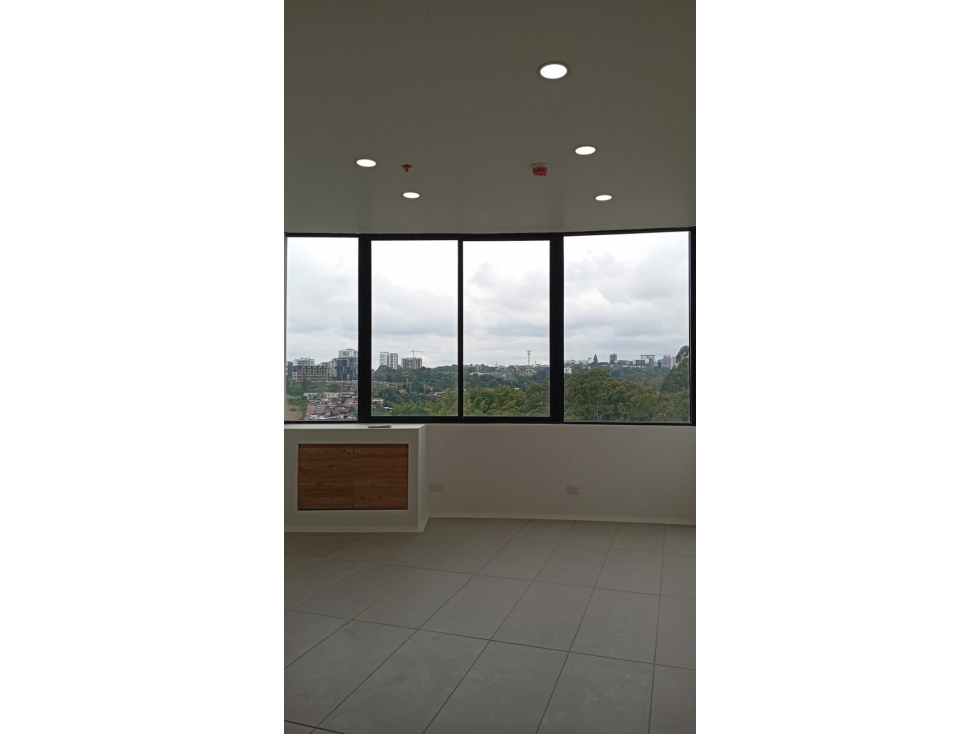 SE ARRIENDA CONSULTORIO EN ZONATA CENTRO MEDICO ARMENIA — foto 4
