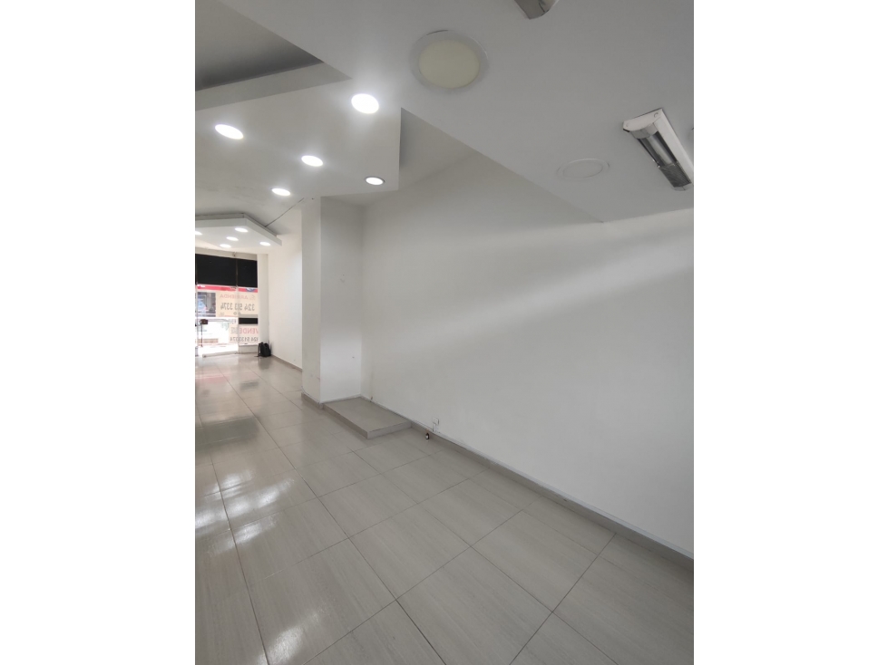 SE VENDE LOCAL COMERCIAL DE 35.17M2 EN EL CC CIUDAD TUNAL- BOGOTA — foto 5