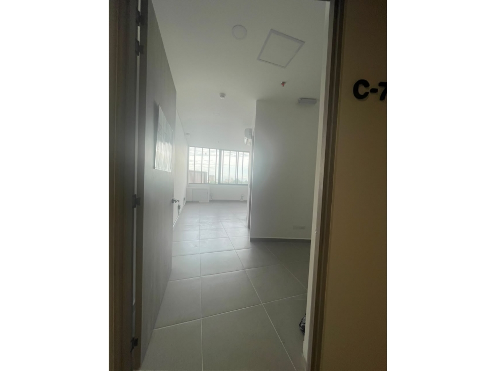SE VENDE CONSULTORIO EN PISO 7 ZONATA CENTRO MEDICO — foto 5