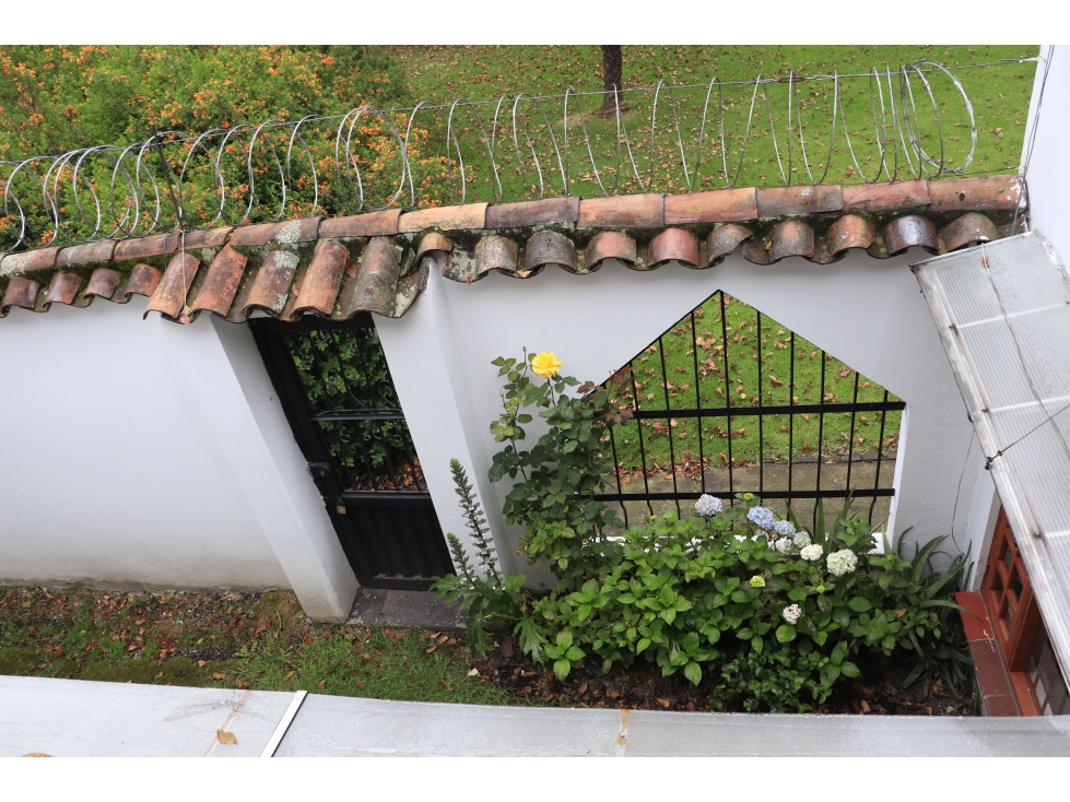 Casa EN VENTA - BARRIO SANTA BARBARA BOGOTA — foto 2