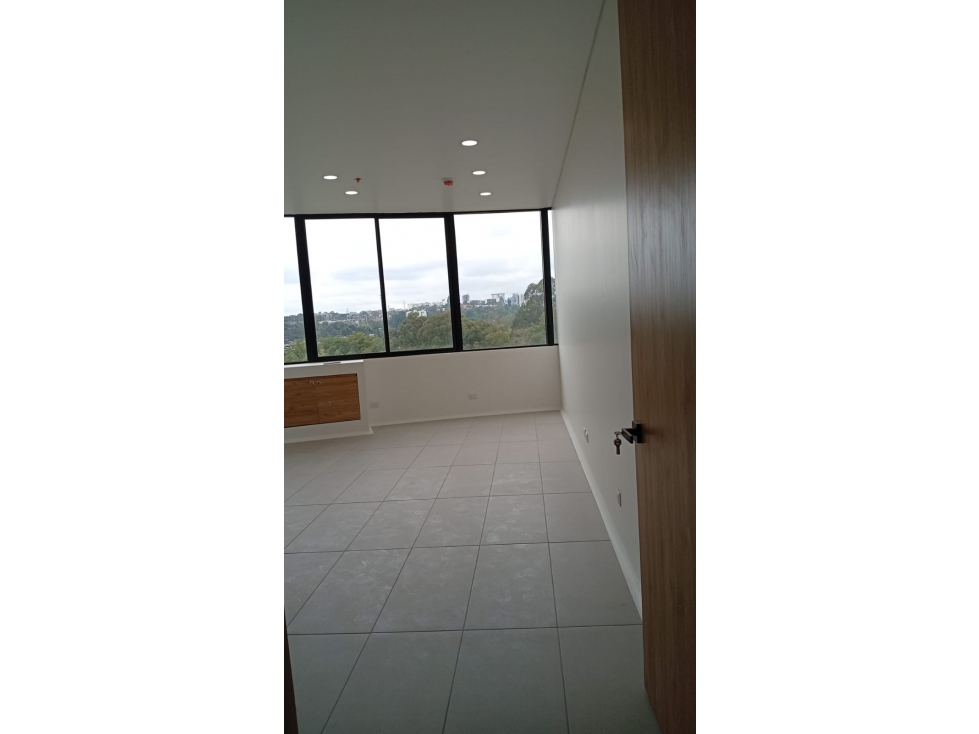 SE ARRIENDA CONSULTORIO EN ZONATA CENTRO MEDICO ARMENIA — foto 5