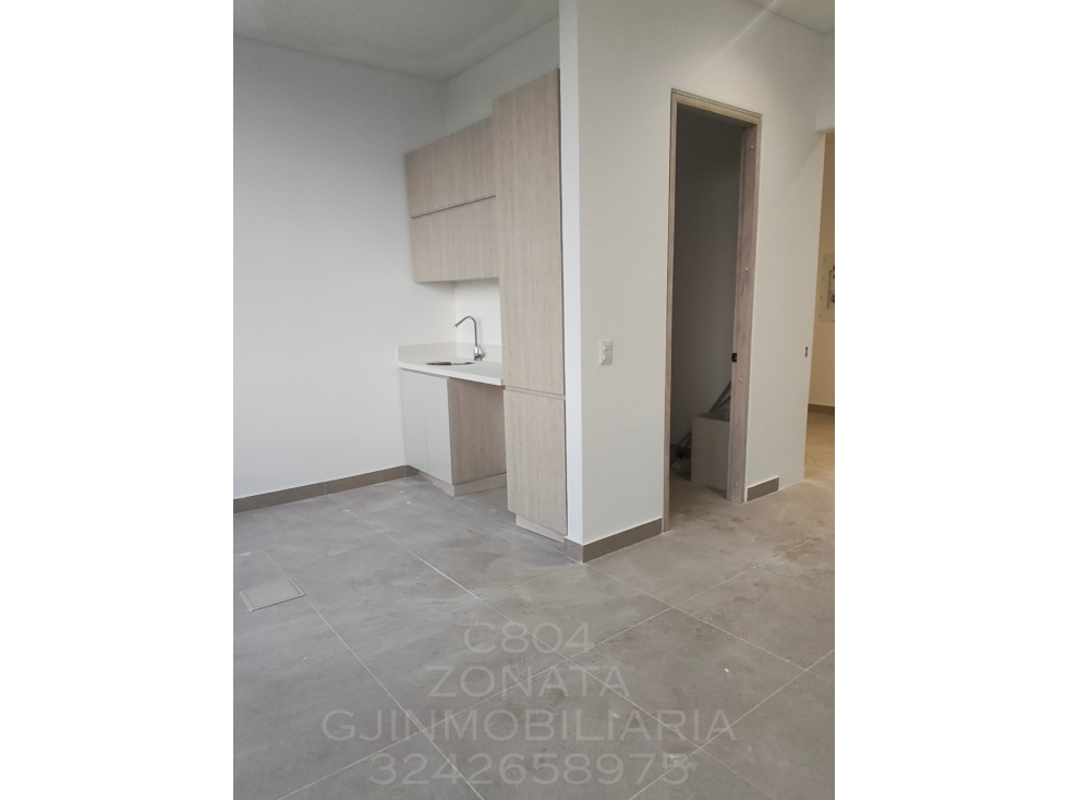 SE ARRIENDA CONSULTORIO 804 EN ZONATA CENTRO MÉDICO - 6