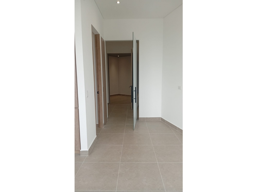 SE ARRIENDA CONSULTORIO EN ZONATA CENTRO MEDICO ARMENIA — foto 4