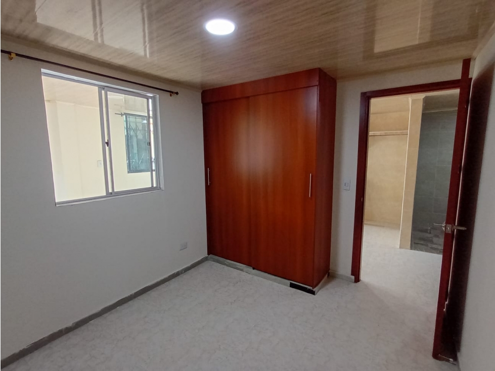 SE ALQUILA APTO PRIMER PISO BARRIO GUAYAQUIL CALI — foto 6