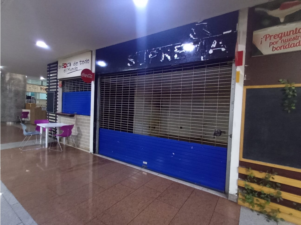 SE ALQUIILA LOCAL EN CENTRO PROFESIONAL VIDA, CALI — foto 2