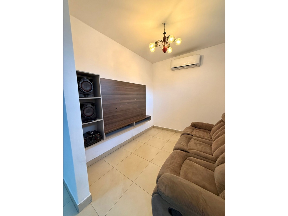 CASA EN VENTA - La Arboletta, Vía Salitre - 2