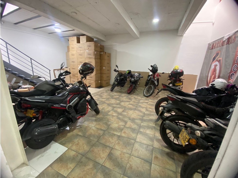 Espacio Comercial Versátil en VENTA, Normandia | Ideal para Tu Negocio — foto 6