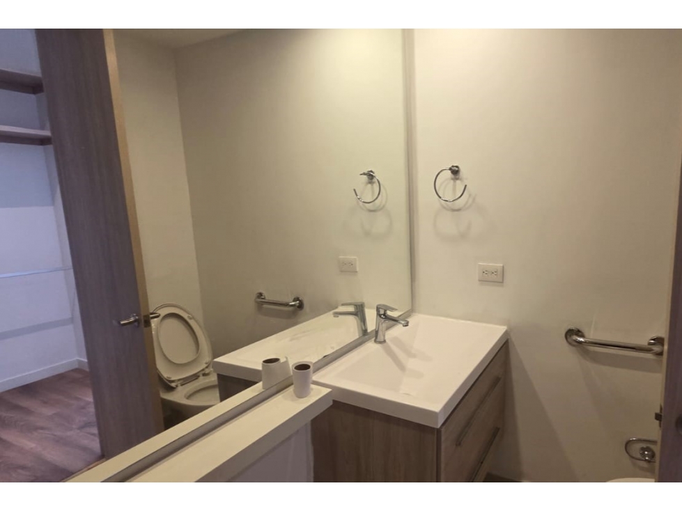 Vissani Apartamento Ciudad Salitre - EN VENTA — foto 3