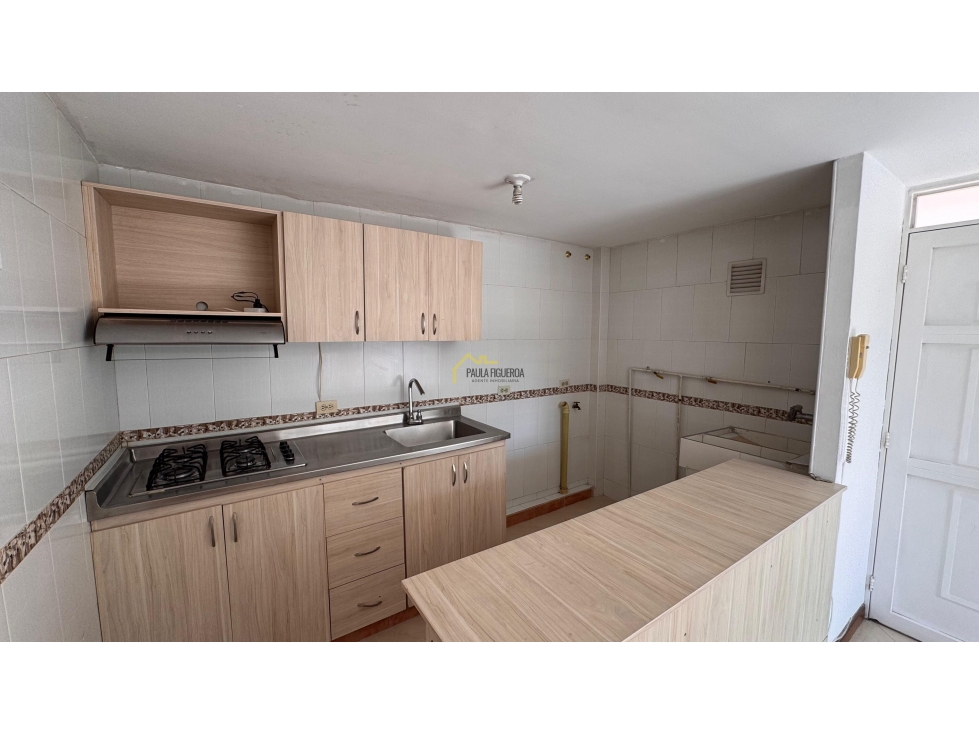Vendo Apartamento Robledo Parte Baja — foto 2