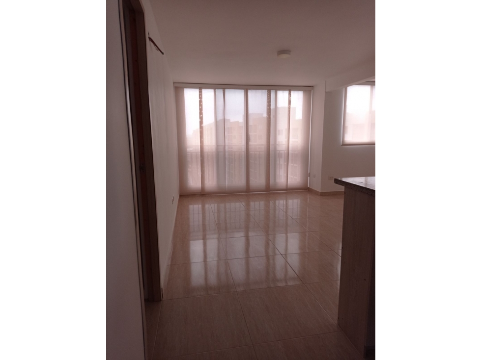 HERMOSO APARTAMENTO EN ALAMEDA DEL RIO PISO ALTO — foto 4