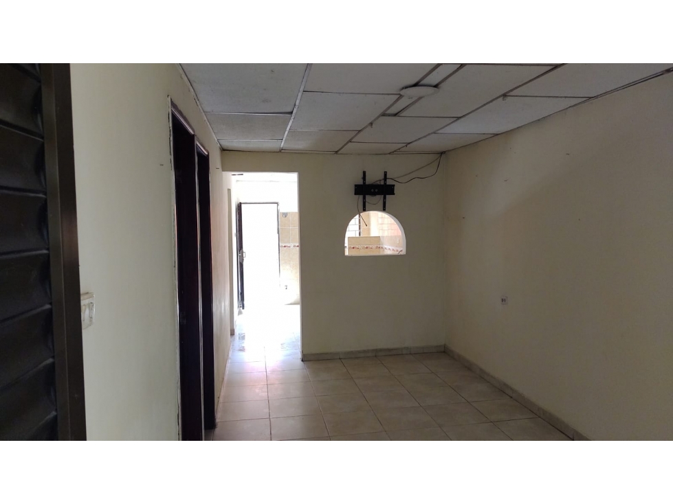 CASA EN SOLEDAD