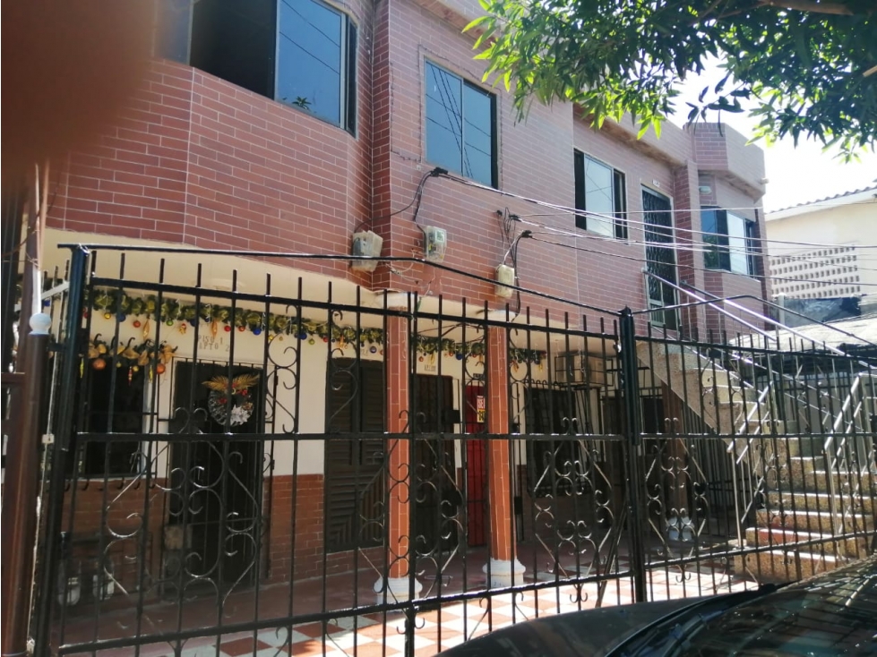 Casa Multifamiliar con 6 apartamentos en Barrio Modelo — foto 2