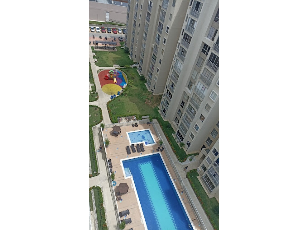 HERMOSO APARTAMENTO EN ALAMEDA DEL RIO PISO ALTO — foto 2