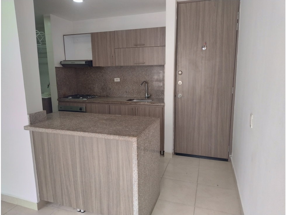 Comodo apartamento en arriendo en Miramar