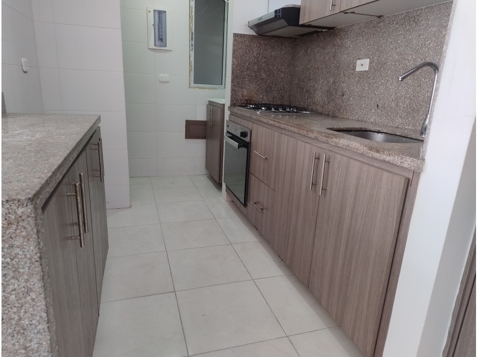 Comodo apartamento en arriendo en Miramar — foto 2
