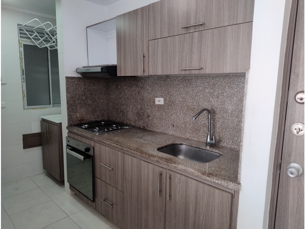 Comodo apartamento en arriendo en Miramar — foto 4