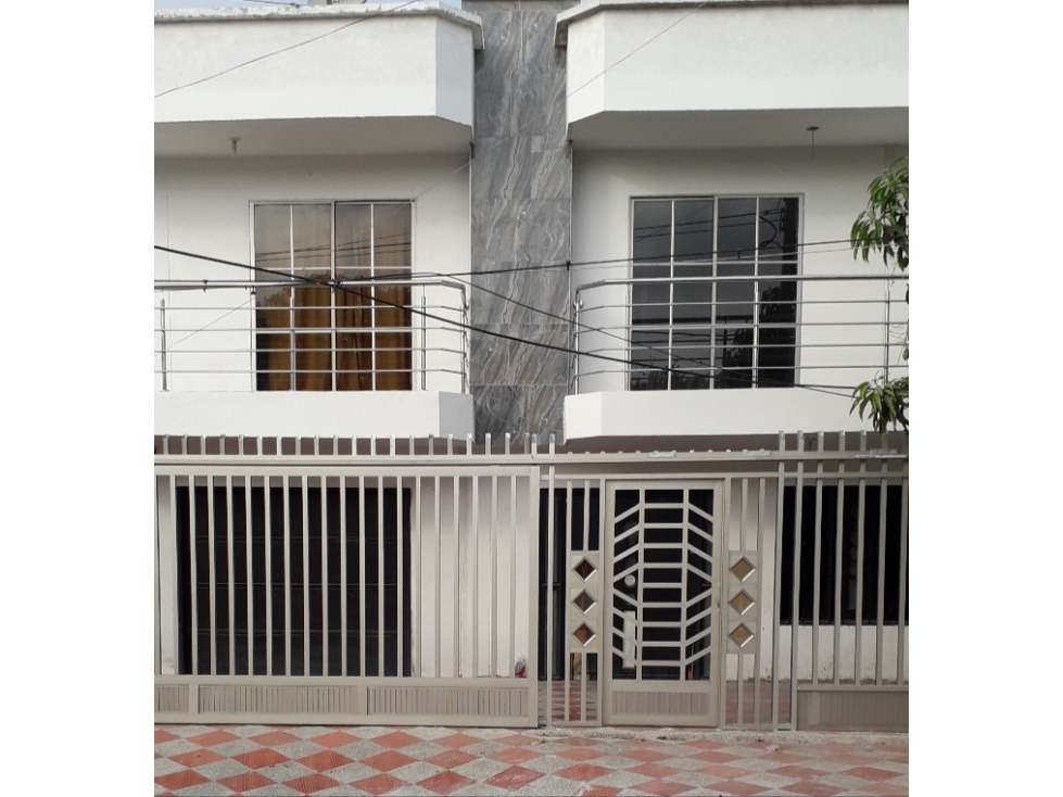 CASA MULTIFAMILIAR UBICADA EN BARRIO EL CARMEN